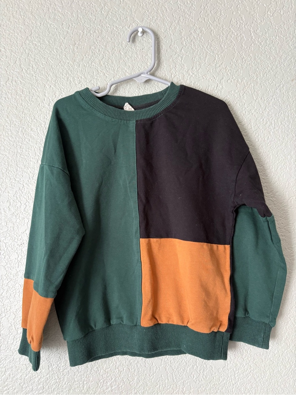 Colorblock Crewneck Sweater - Green/Black/Orange